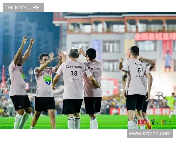 当今足坛球迷热情高涨群星闪耀共绘绿茵场辉煌盛宴